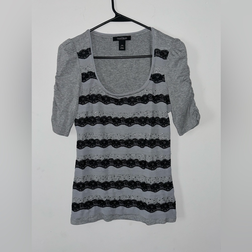 White House Black Market Top Women XS Gray Black Layered Lace Short Sleeve Shirt